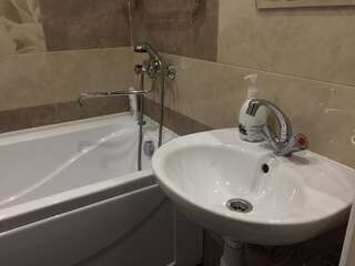 Апартаменты Apartments on Suvorova Брест Апартаменты с балконом-14